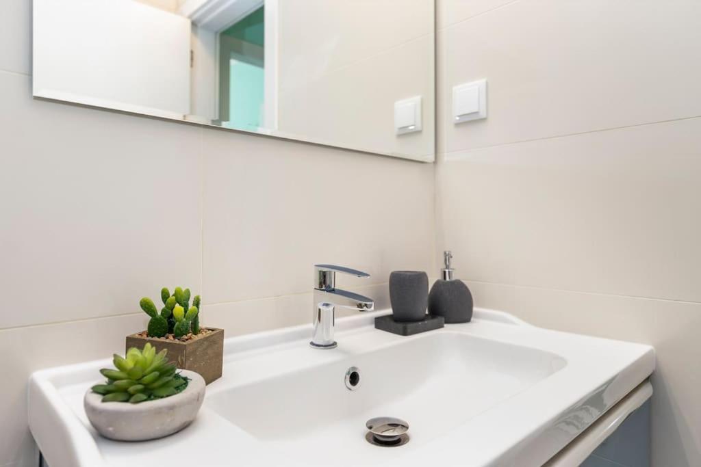 New Beach Flat With Top View - 3 Min To Sea In Luz Εξωτερικό φωτογραφία