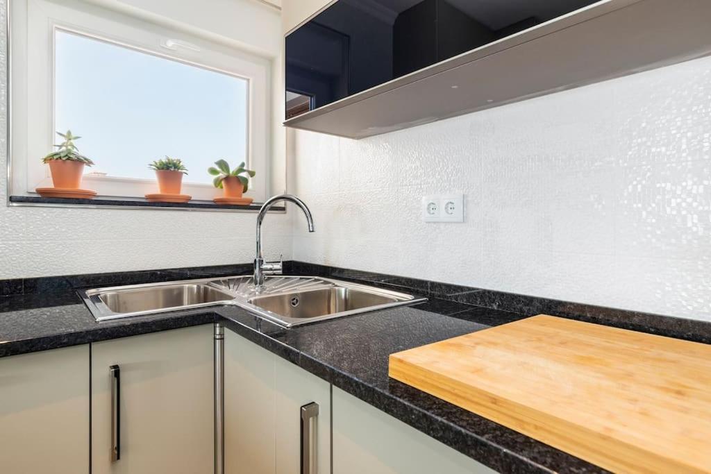 New Beach Flat With Top View - 3 Min To Sea In Luz Εξωτερικό φωτογραφία